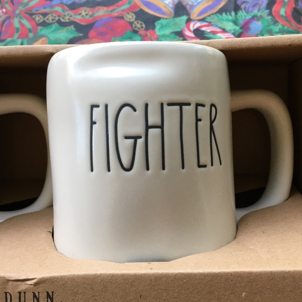 🎄🎄NWOT RAE DUNN MUGS SET OF 2 - Picture 3 of 5